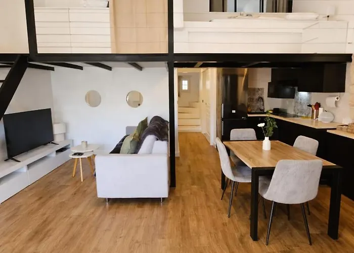 Les Bastides Du Soleil, Swimming Pool & Within Walking Distance * 昂蒂布