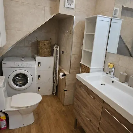 Appartement Les Bastides Du Soleil, Swimming Pool & Within Walking Distance