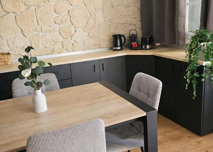 Les Bastides Du Soleil, Swimming Pool & Within Walking Distance *